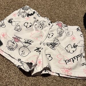 Peanuts 75th anniversary (1950) shorts in white, pink & black (L) - EUC!